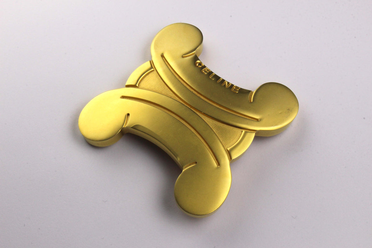 CELINEtriomphebrooch01_1200x12  display picture 1