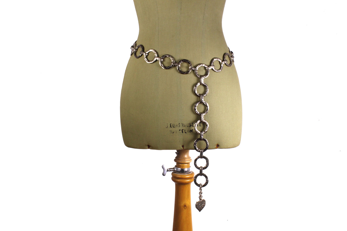 YVES SAINT LAURENT Love heart charm belt – Vintage Carwen