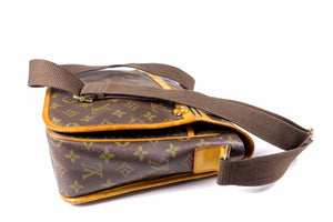 LOUIS VUITTON Bosphore GM monogram canvas messenger bag