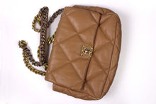 CHANEL Chanel 19 large flap handbag