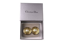 CHRISTIAN DIOR circular pearl logo earrings