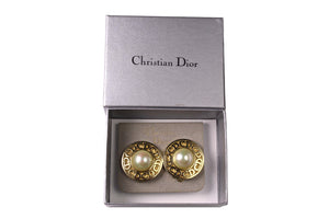 CHRISTIAN DIOR circular pearl logo earrings