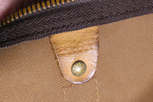 LOUIS VUITTON Keepall 50 monogram canvas travel bag
