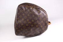 LOUIS VUITTON Keepall 55 monogram canvas travel bag