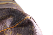 LOUIS VUITTON Keepall 55 monogram canvas travel bag