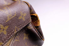 LOUIS VUITTON Keepall 55 monogram canvas travel bag