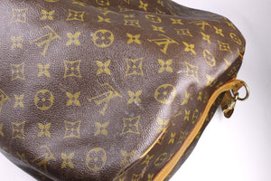 LOUIS VUITTON Keepall 60 monogram canvas travel bag