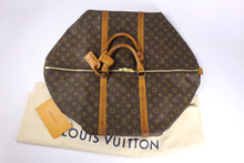 LOUIS VUITTON Keepall 60 monogram canvas travel bag