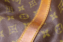 LOUIS VUITTON Keepall 60 monogram canvas travel bag