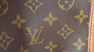 LOUIS VUITTON Keepall 60 monogram canvas travel bag