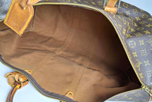 LOUIS VUITTON Keepall 60 monogram canvas travel bag