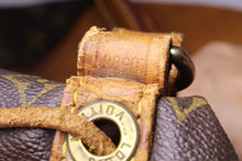 LOUIS VUITTON Noé monogram canvas bag