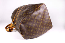 LOUIS VUITTON Keepall 60 monogram canvas travel bag