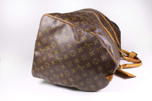 LOUIS VUITTON Keepall 60 monogram canvas travel bag