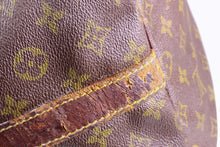 LOUIS VUITTON Keepall 55 monogram canvas travel bag