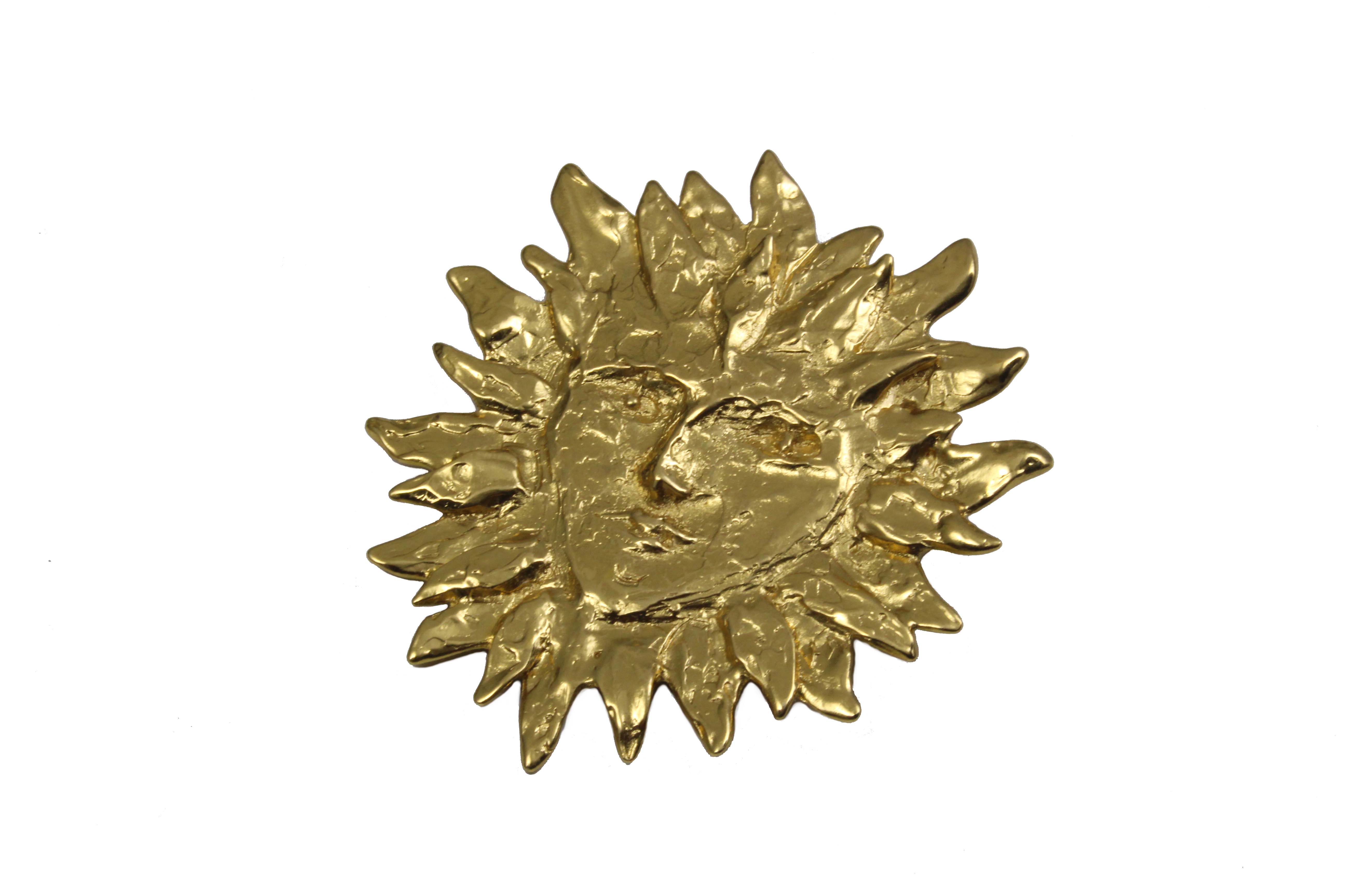 YVES SAINT LAURENT sun face brooch pendant – Vintage Carwen YVES SAINT LAURENT sun face brooch pendant – Vintage Carwen
