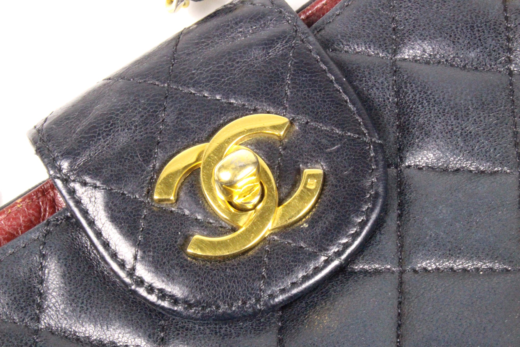 CHANEL quilted leather tote bag – Vintage Carwen