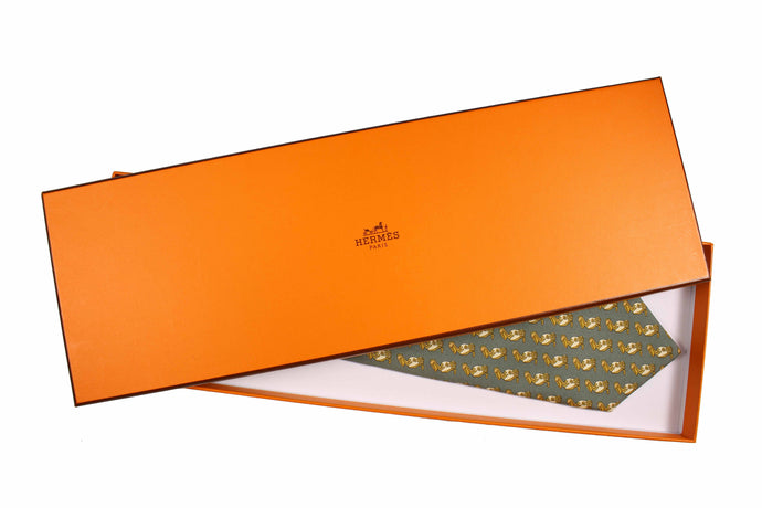 HERMÈS pelican green silk tie