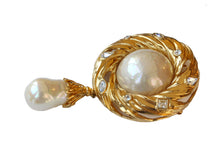 YVES SAINT LAURENT large dangling pearl brooch pendant