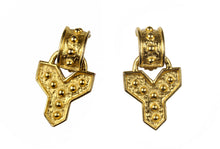 YVES SAINT LAURENT iconic Y earrings