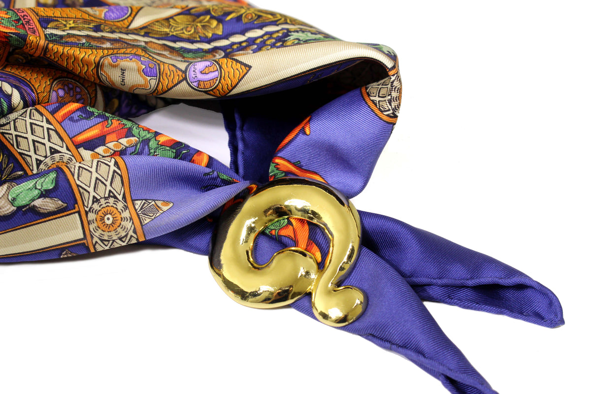 YVES SAINT LAURENT question mark ring scarf – Vintage Carwen