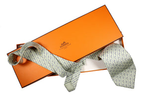 HERMÈS salmon light green silk tie