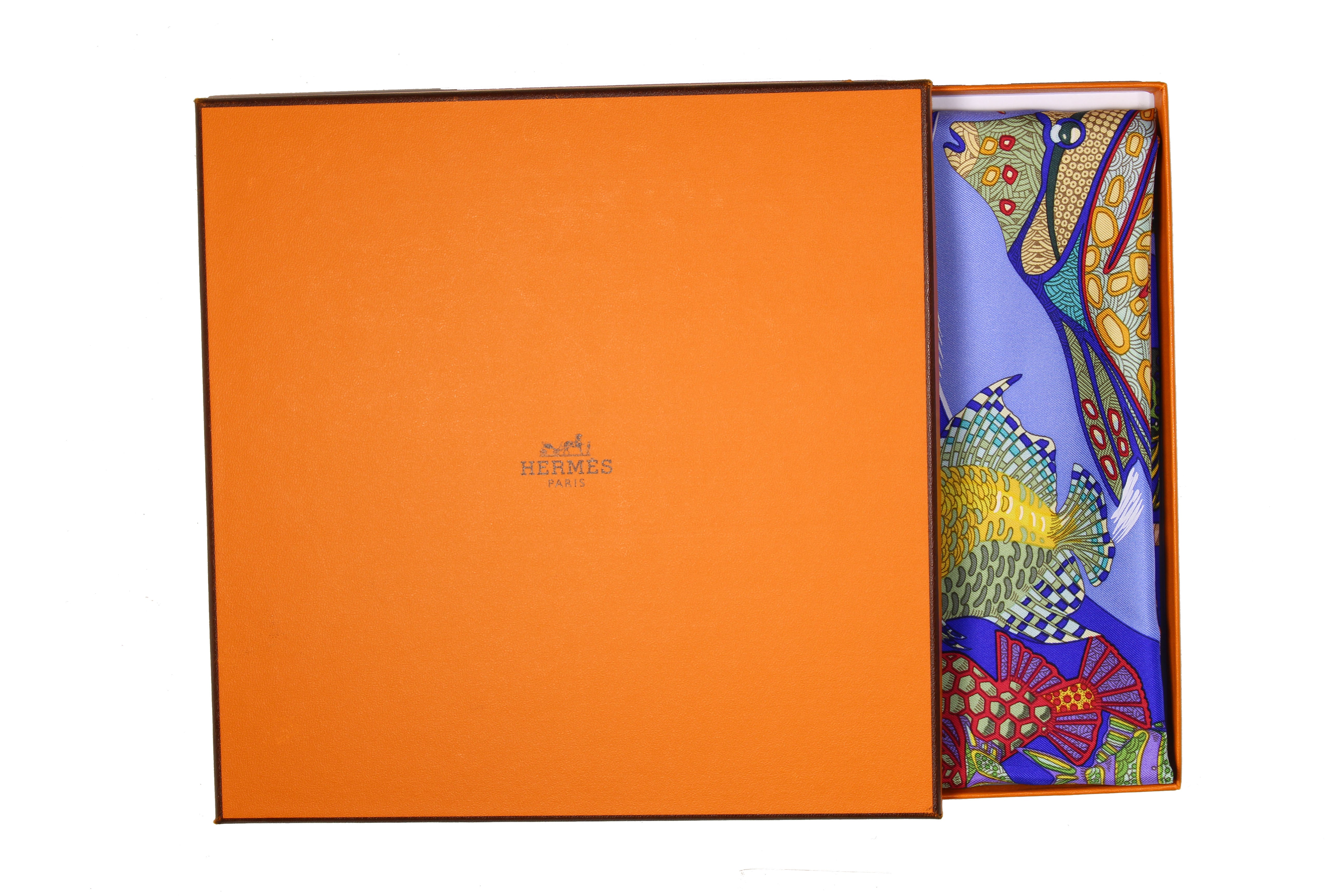 HERMÈS scarf “Grands Fonds” by Annie Faivre – Vintage Carwen