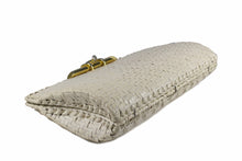 RODO white wicker clutch with metal and plastic clasp